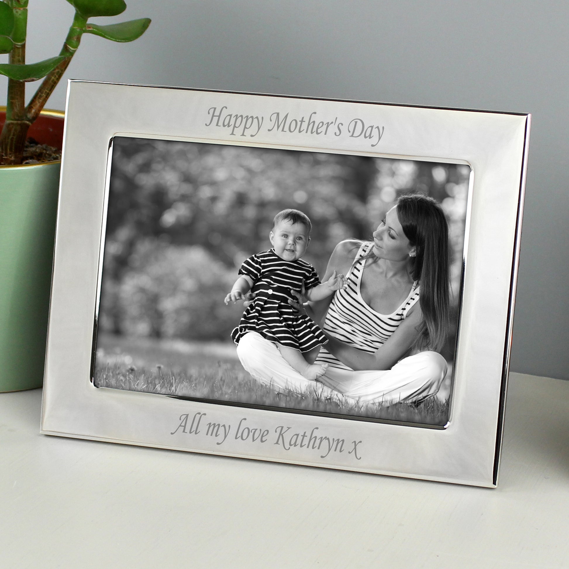 Personalised Silver Plated 6x4 Landscape Photo Frame - image 4