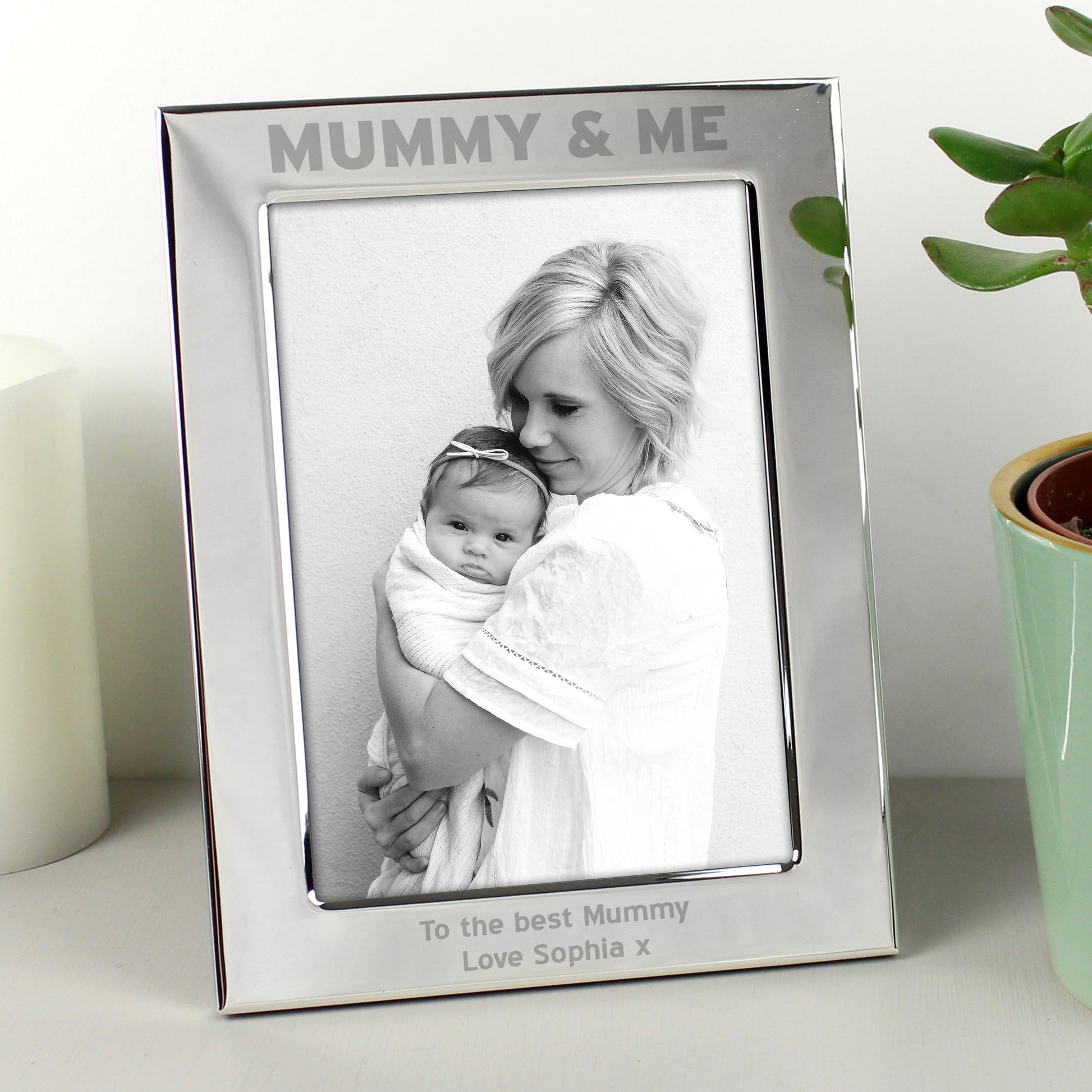 Personalised Silver 5x7 Mummy & Me Photo Frame from Heartfelt Gifts