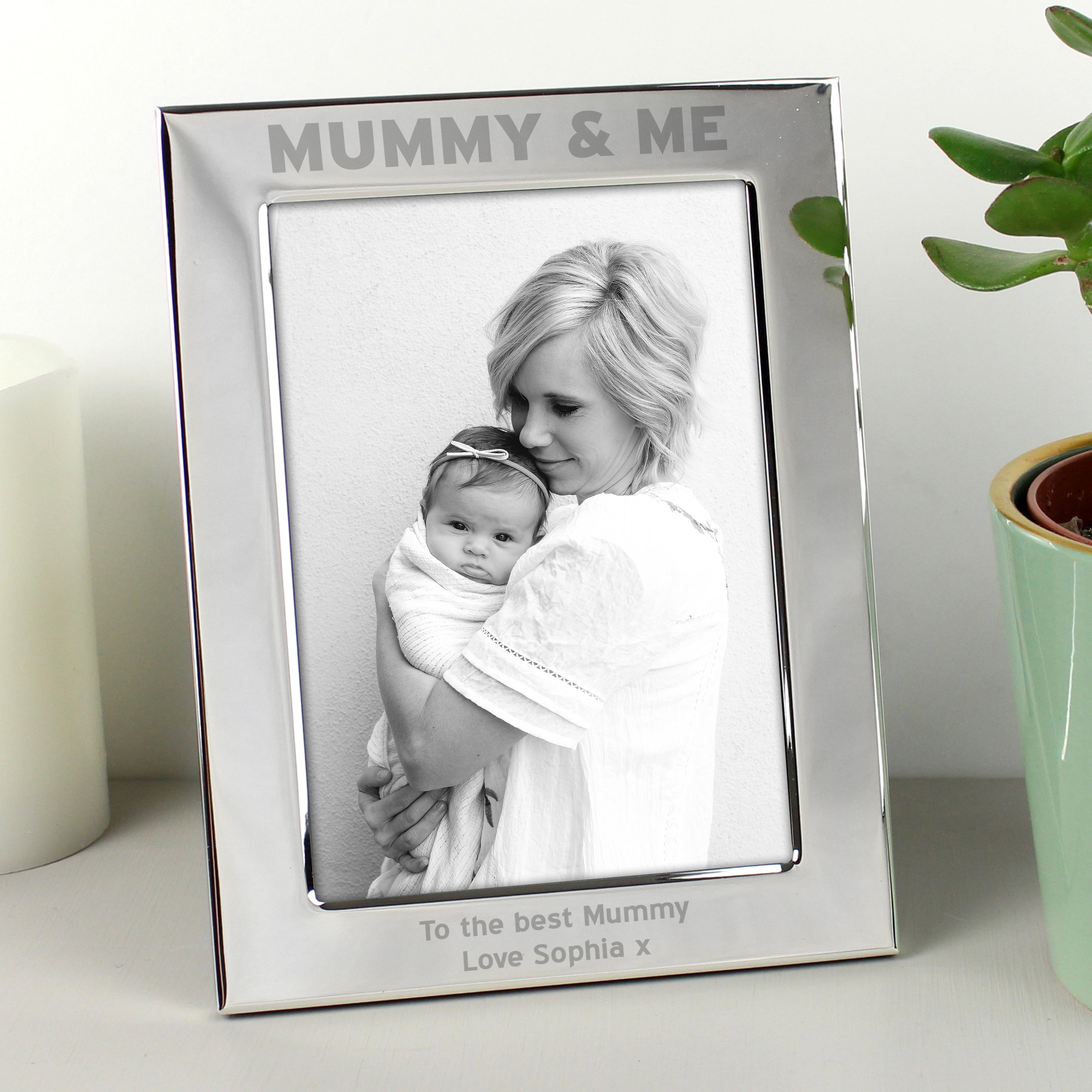 Personalised Silver 5x7 Mummy & Me Photo Frame from Heartfelt Gifts