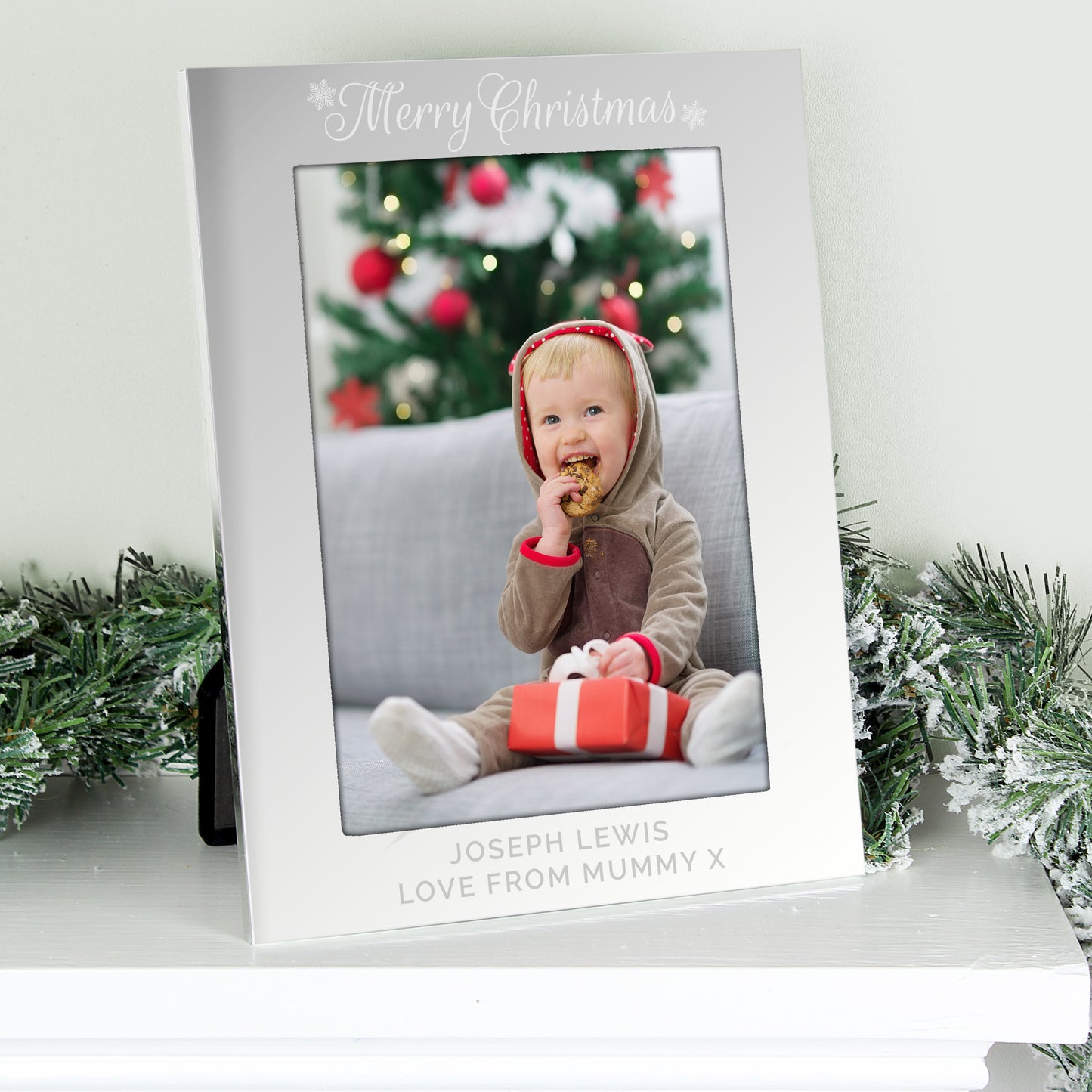 Personalised Silver 5x7 Merry Christmas Photo Frame - image 3