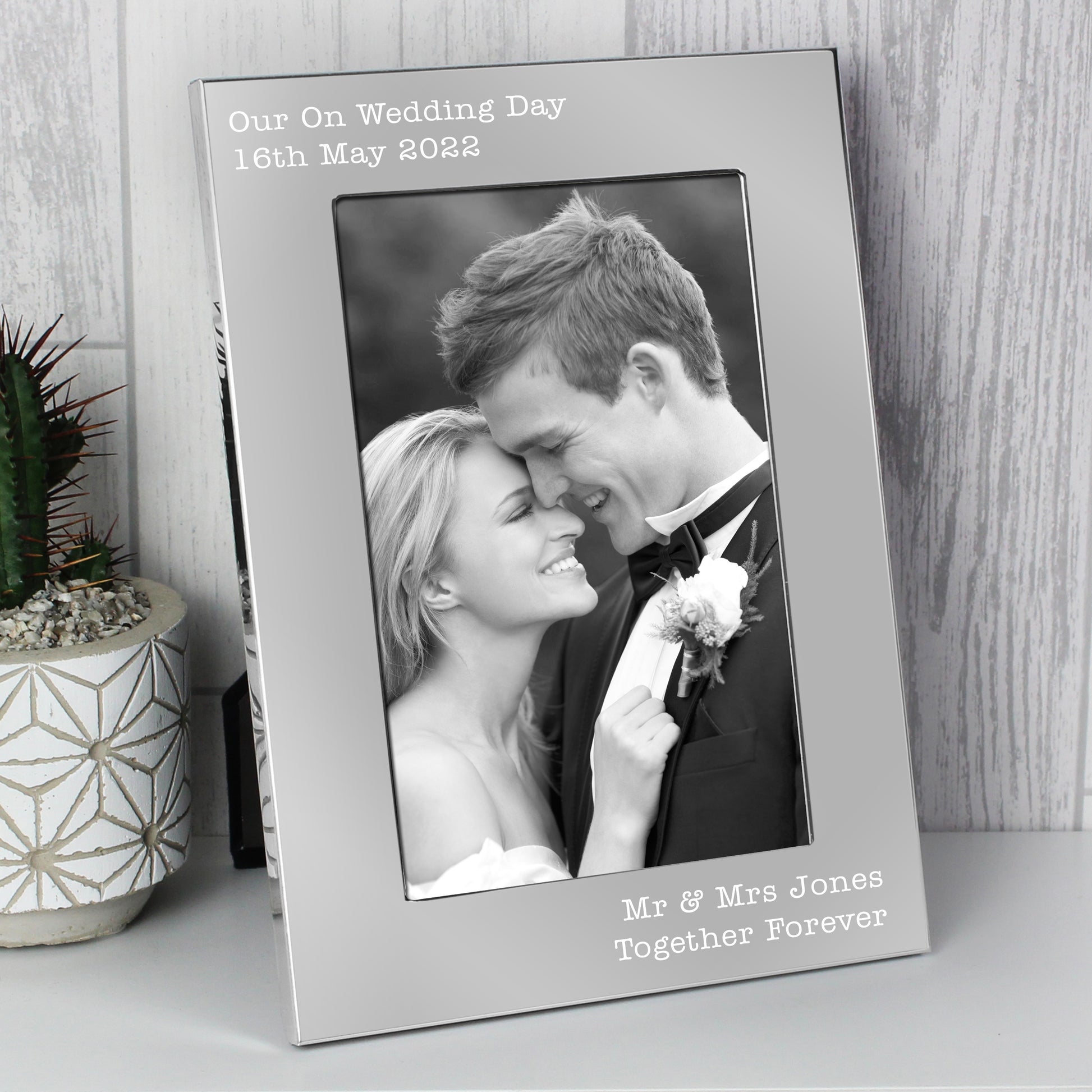 Personalised Free Text 7 x 5 Silver Photo Frame - image 4