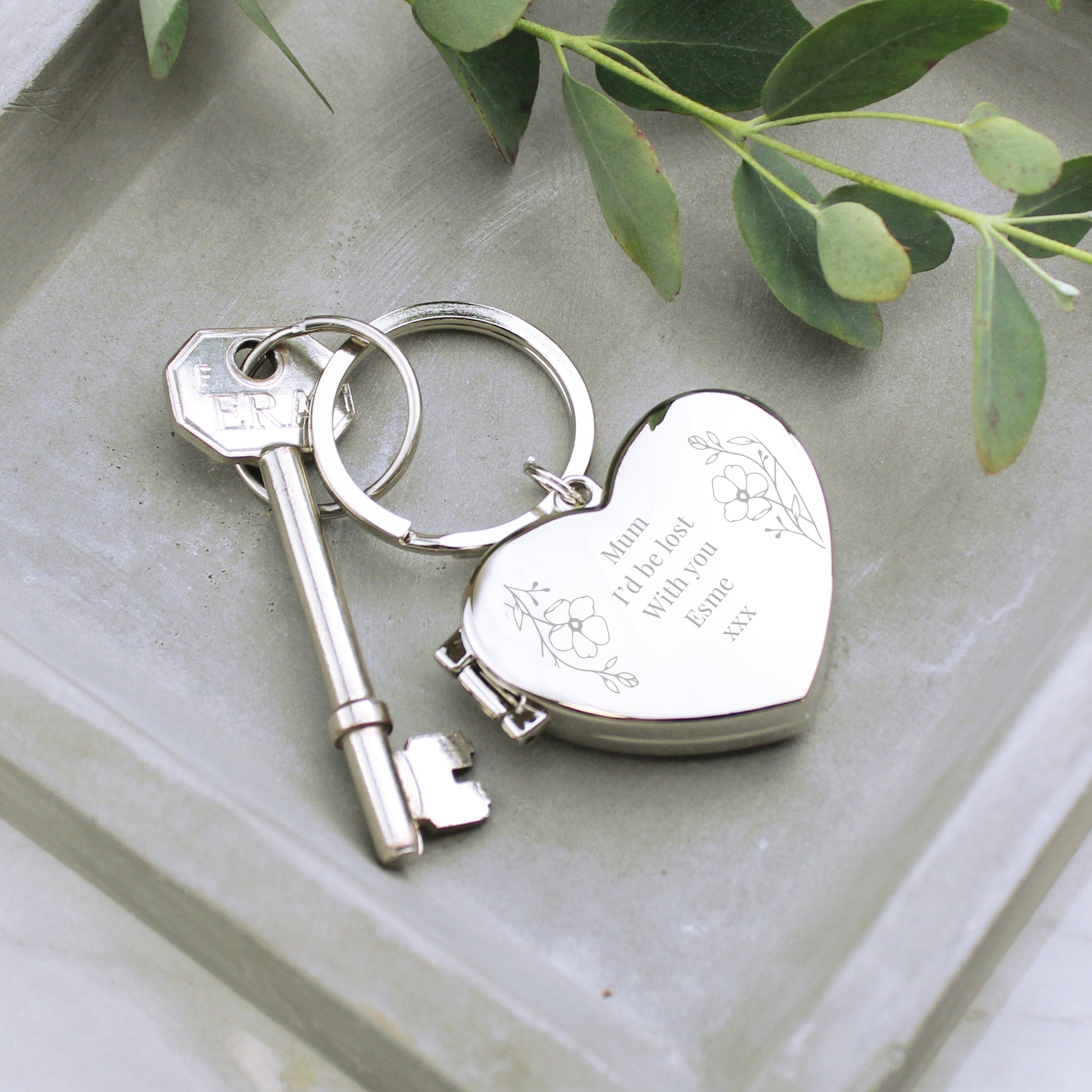 Personalised Floral Heart Photo Frame Keyring - image 2