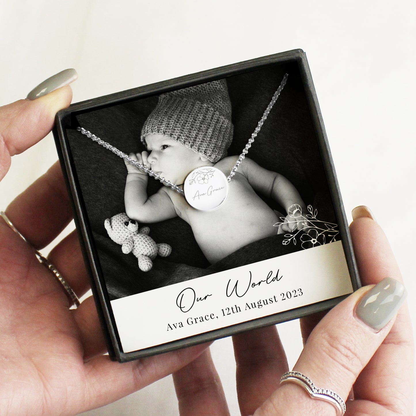Personalised Photo Upload Necklace and Box - image 2