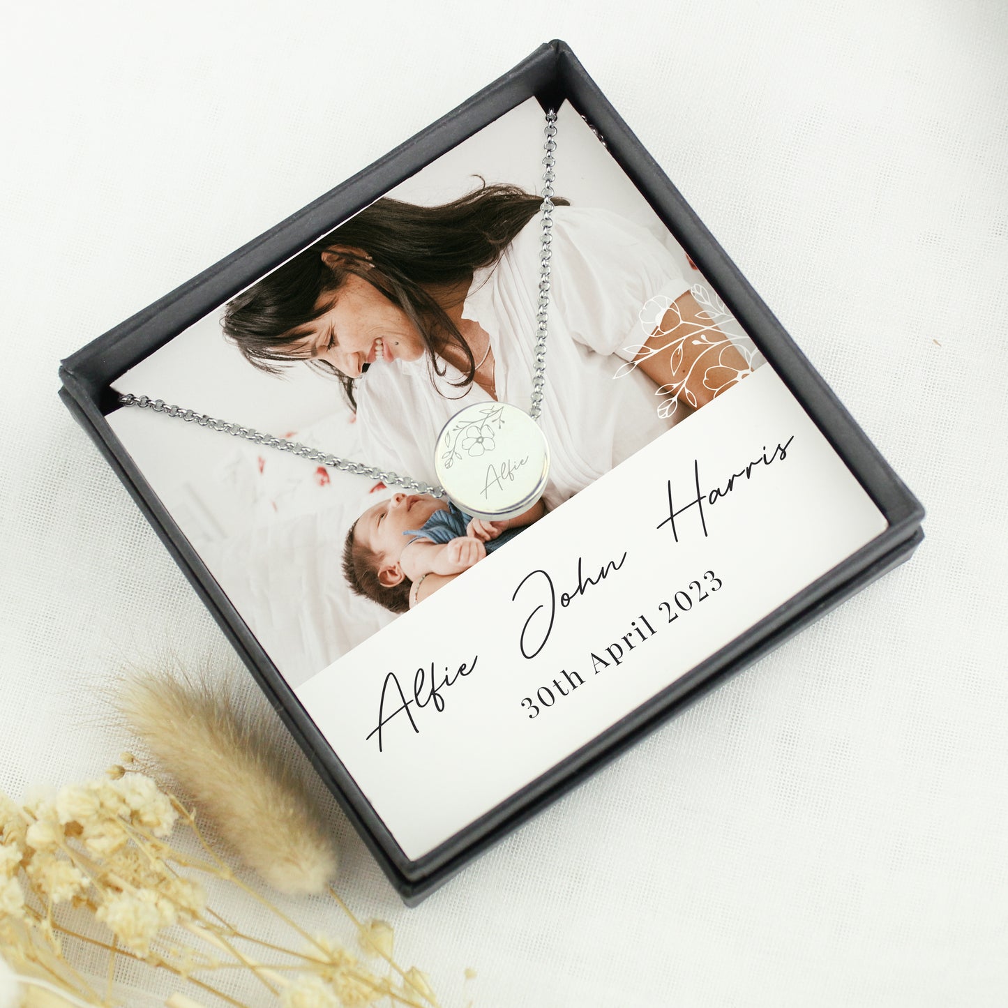 Personalised Photo Upload Necklace and Box - image 8