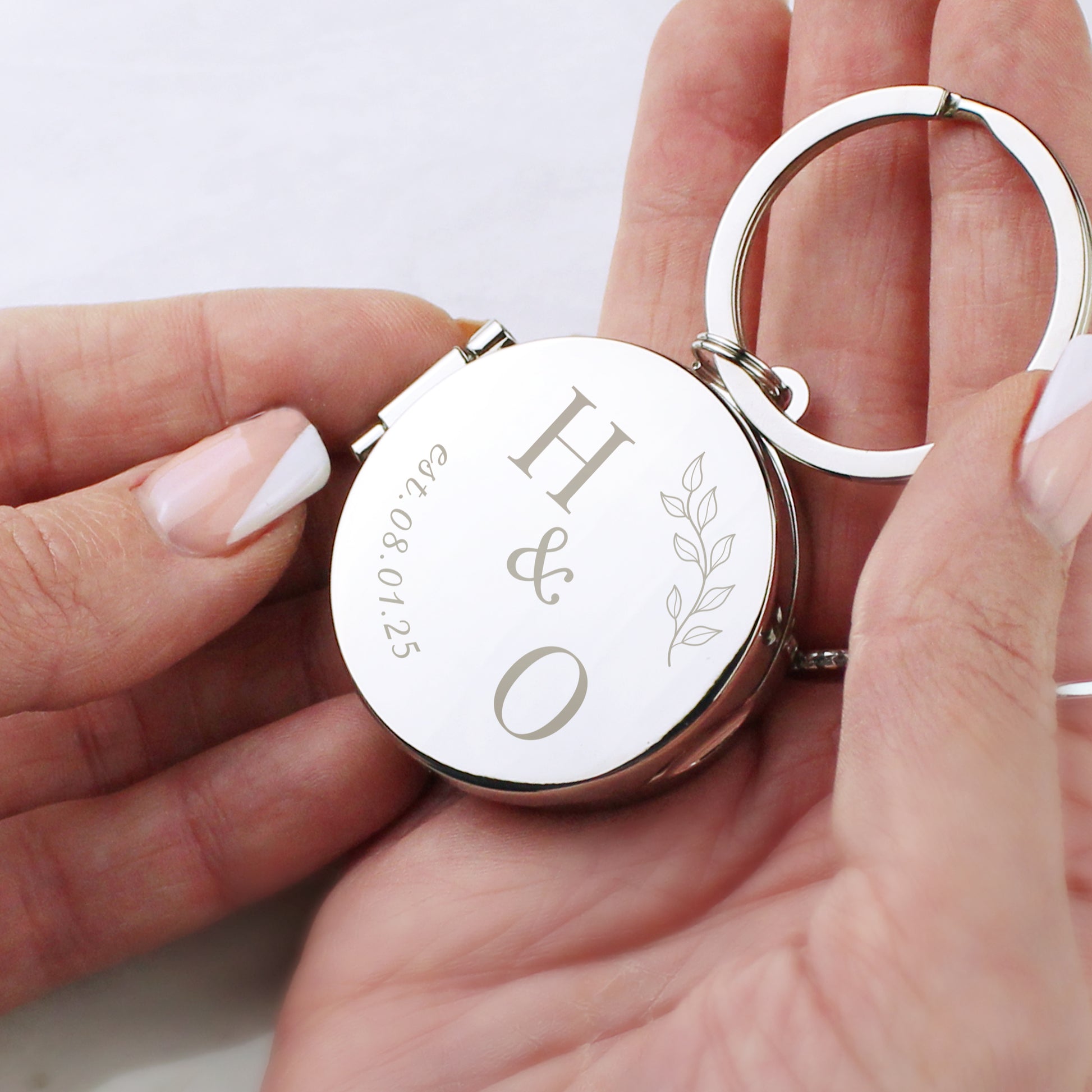 Personalised Foliage Couples Photo Keyring - image 4
