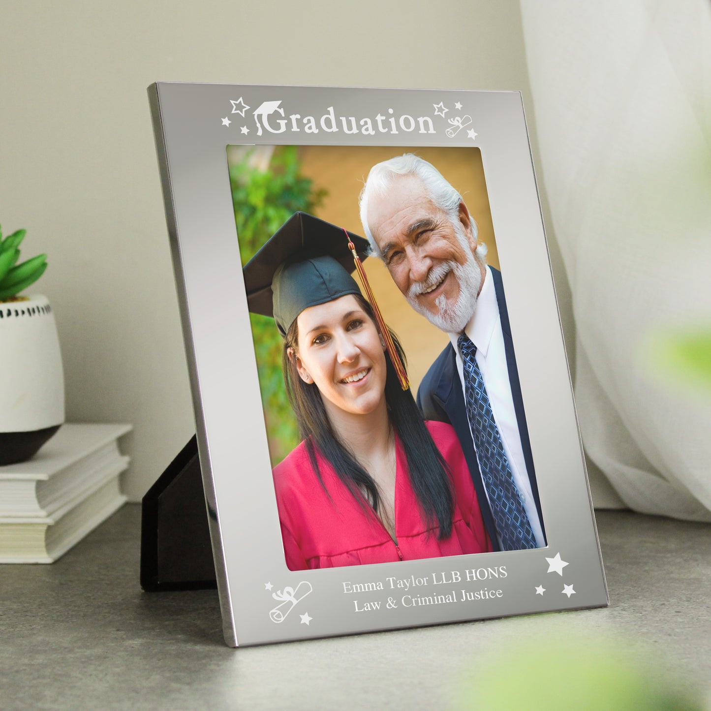 Personalised Graduation Confetti 5x7 Silver Photo Frame - image 4