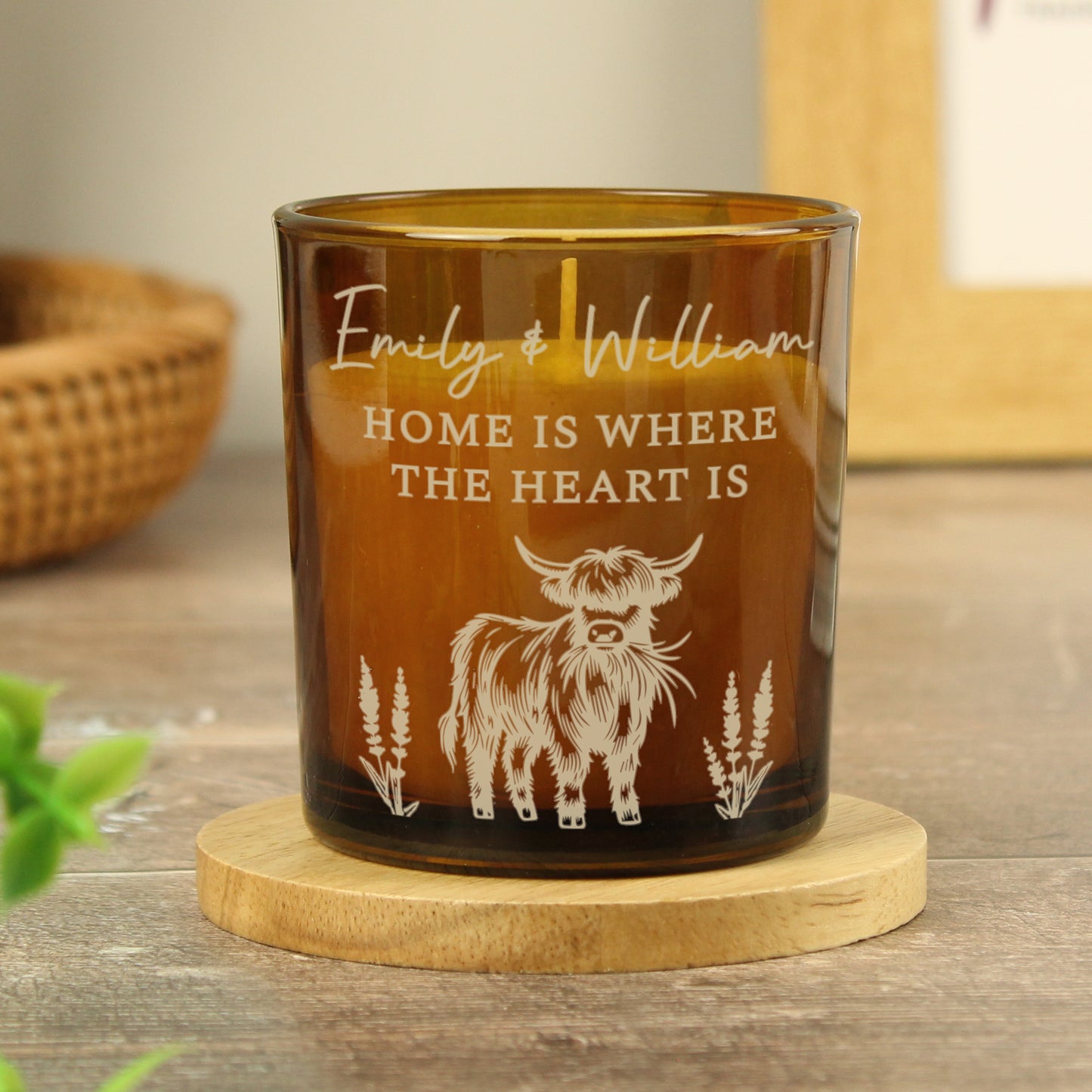 Personalised Engraved Highland Cow Amber Glass Candle from Heartfelt Gifts