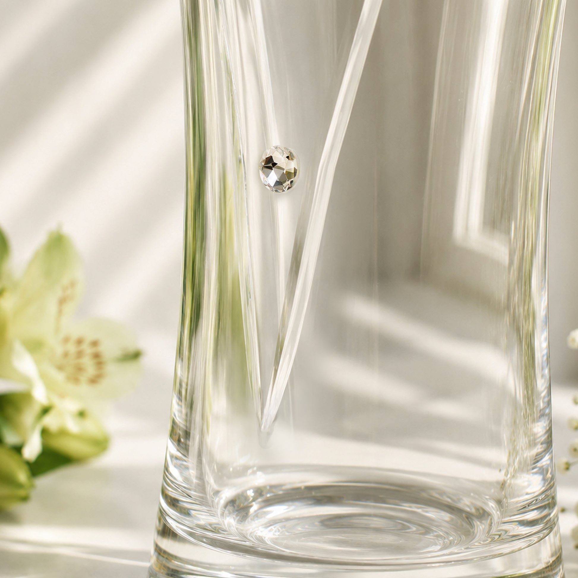 Personalised Large Hand Cut Diamond Effect Heart Vase - image 6