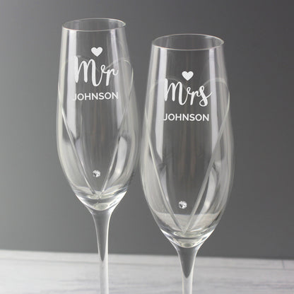 Personalised Hand Cut Mr & Mrs Pair of Flutes in Gift Box - image 7