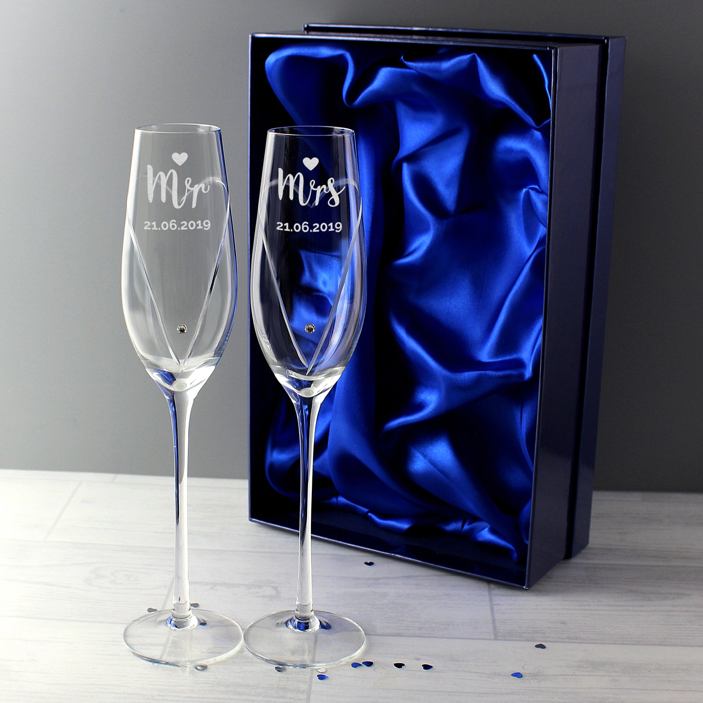 Personalised Hand Cut Mr & Mrs Pair of Flutes in Gift Box - image 8