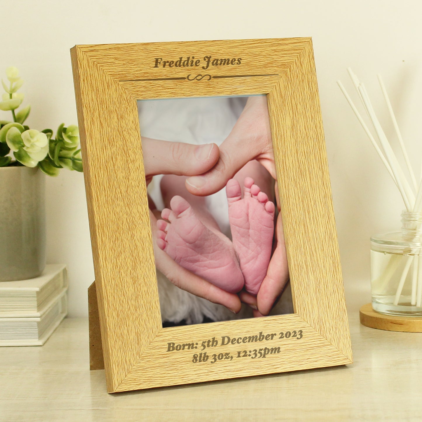 Personalised Formal 6x4 Oak Finish Photo Frame - image 2
