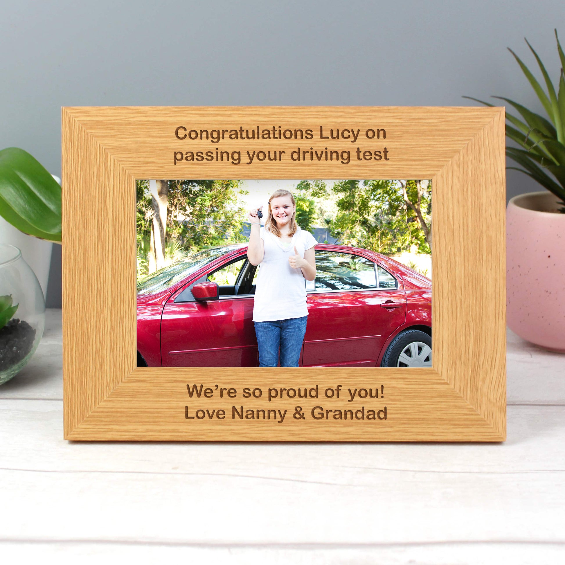 Personalised Long Message 6x4 Landscape Oak Finish Photo Frame - image 3