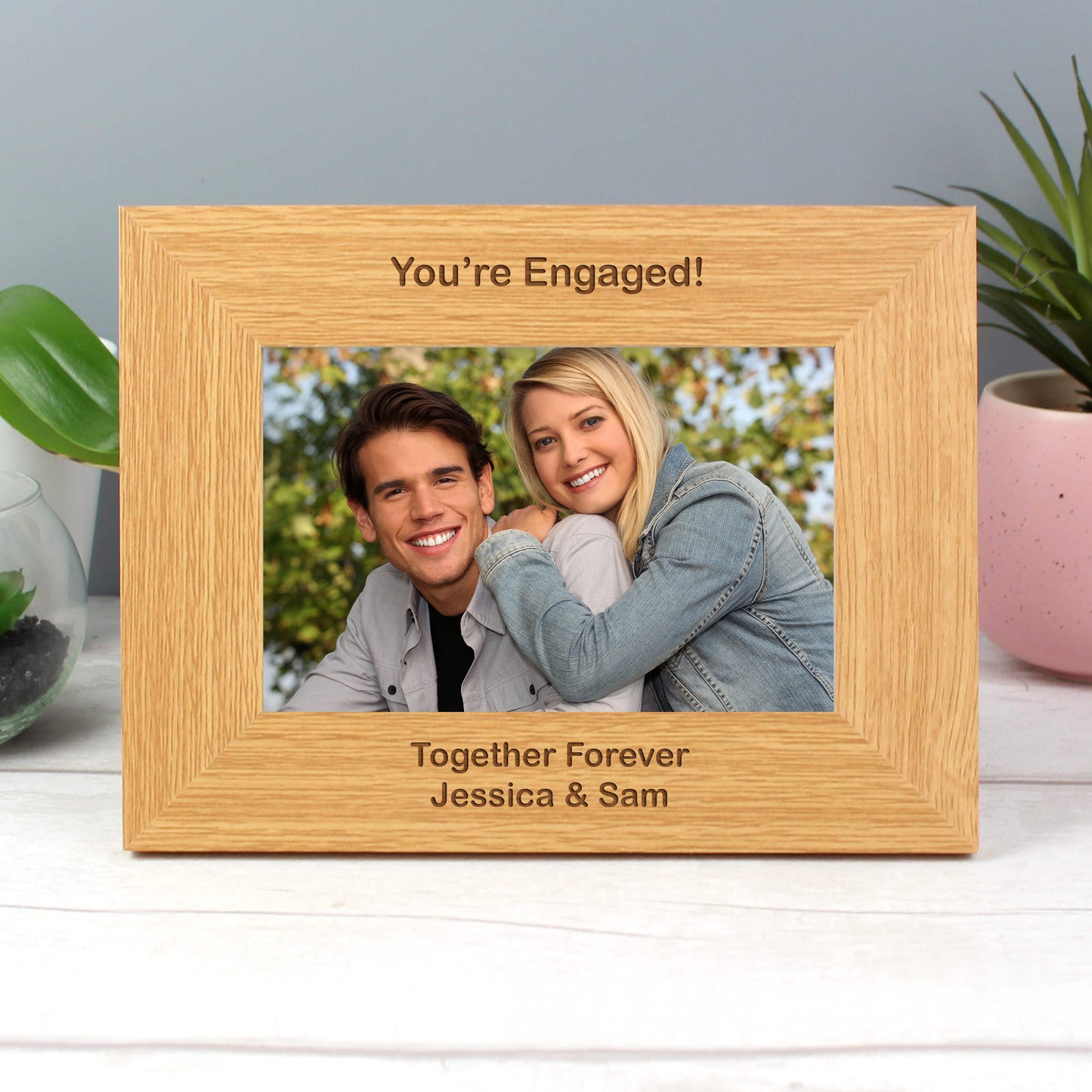 Personalised Short Message 6x4 Landscape Oak Finish Photo Frame - image 2
