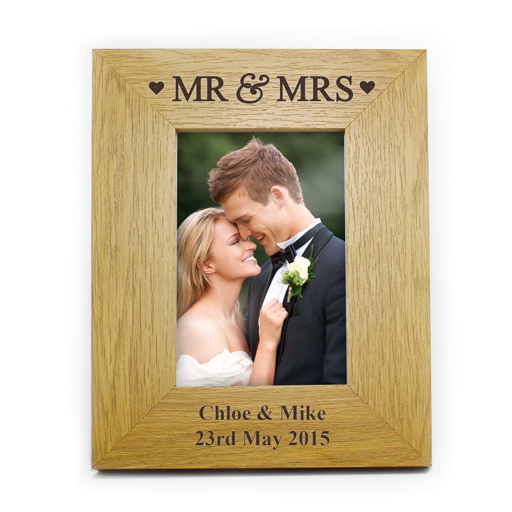 Personalised Oak Finish 6x4 Mr & Mrs Photo Frame - image 2