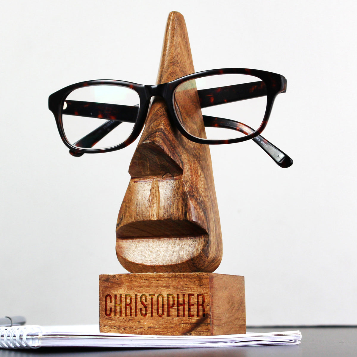 Personalised name glasses holder – Acacia wood product detail