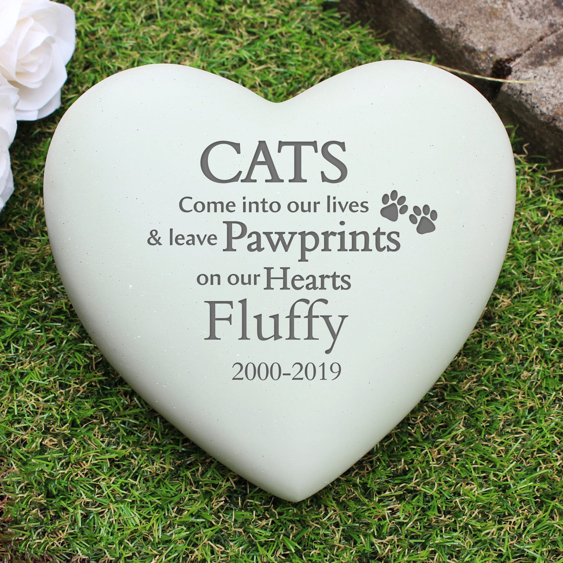 Personalised Cat Pawprints Heart Memorial - image 3