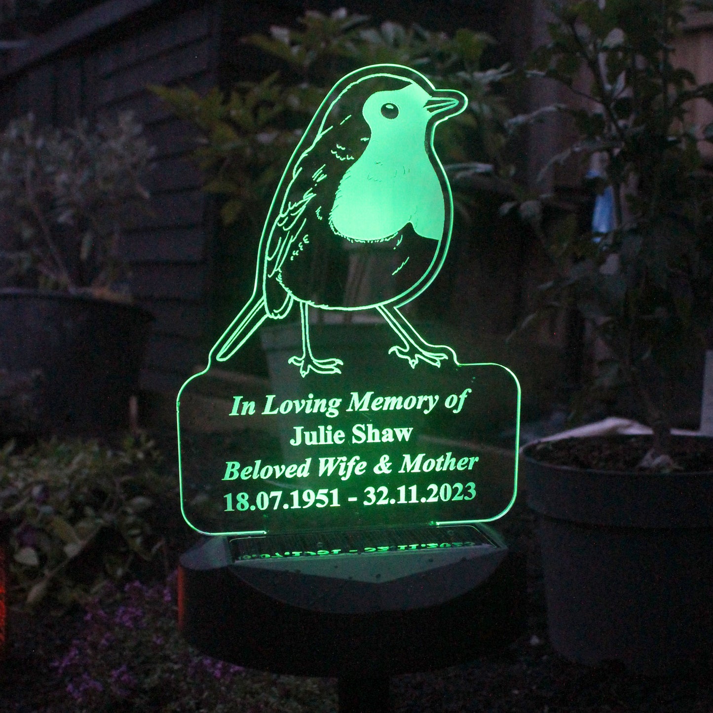 Personalised Memorial Solar Light - Robin - image 8