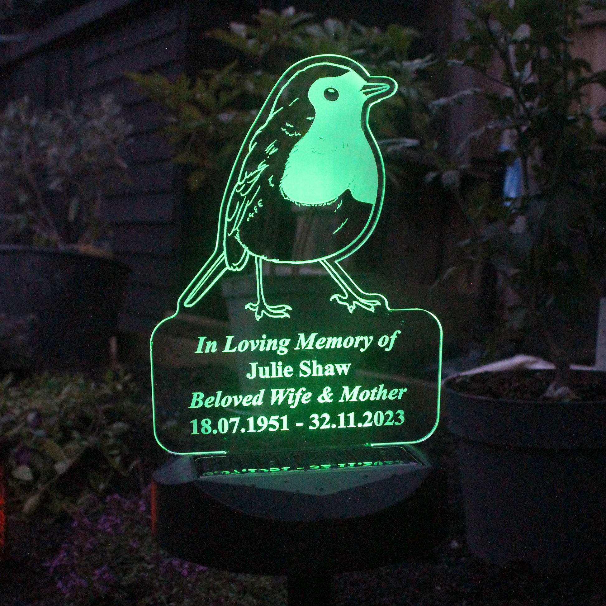 Personalised Memorial Solar Light - Robin - image 8