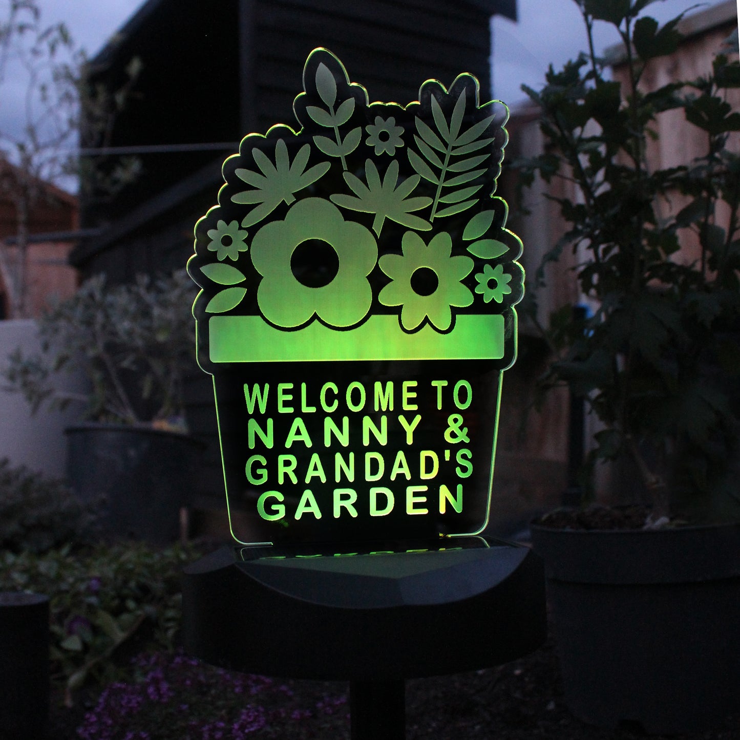 Personalised Plant Pot Outdoor Solar Light - image 3