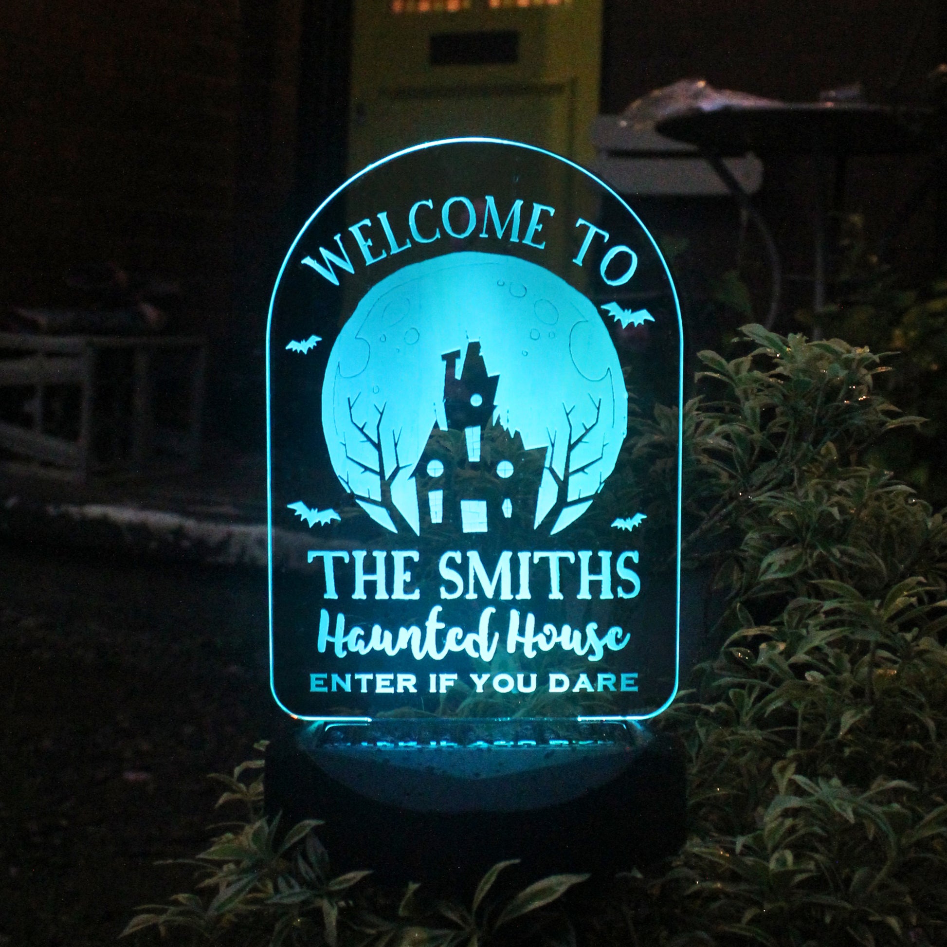 Personalised Haunted House Halloween Solar Light - image 8