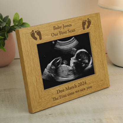 Personalised Oak Finish 6x4 Landscape Baby Footprints Photo Frame from Heartfelt Gifts