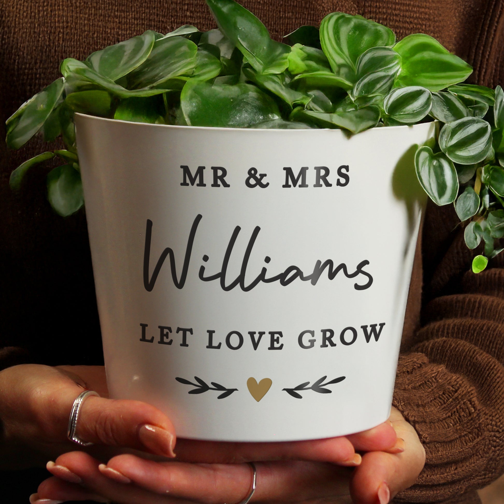 Personalised Gold Heart Large Plant Pot - image 2