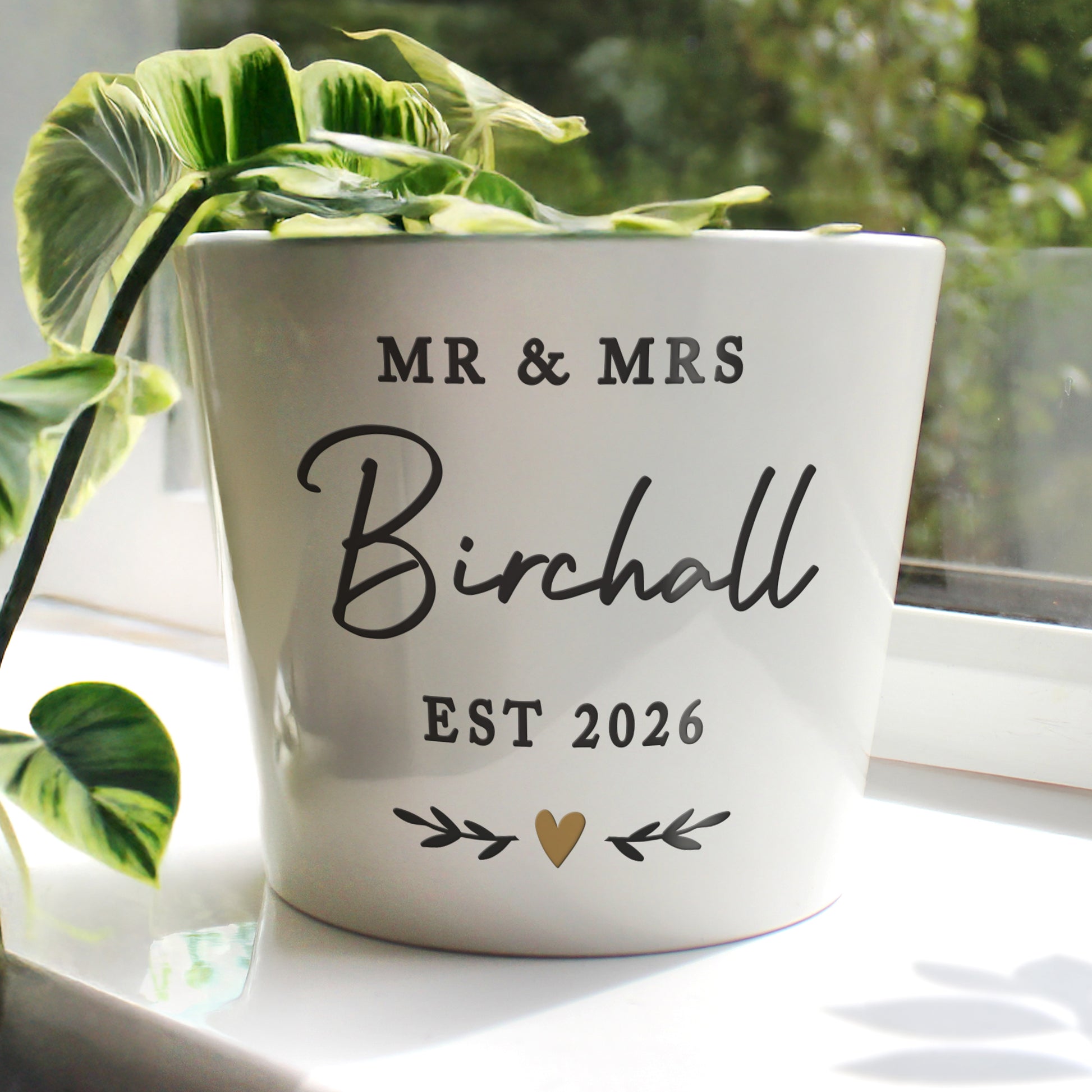 Personalised Gold Heart Large Plant Pot - image 3