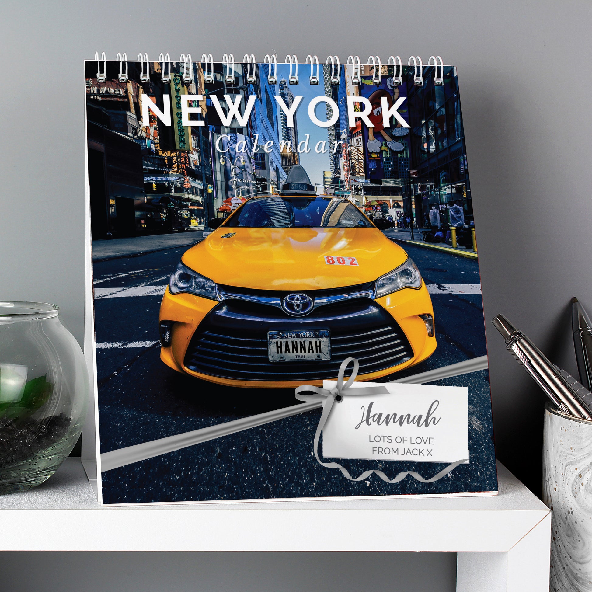 Personalised New York Desk Calendar from Heartfelt Gifts