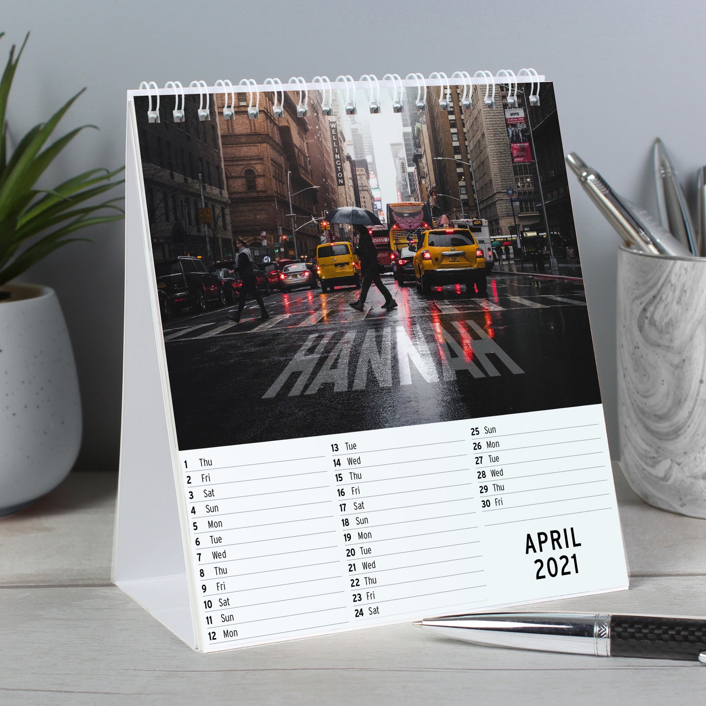 Personalised New York Desk Calendar - image 3