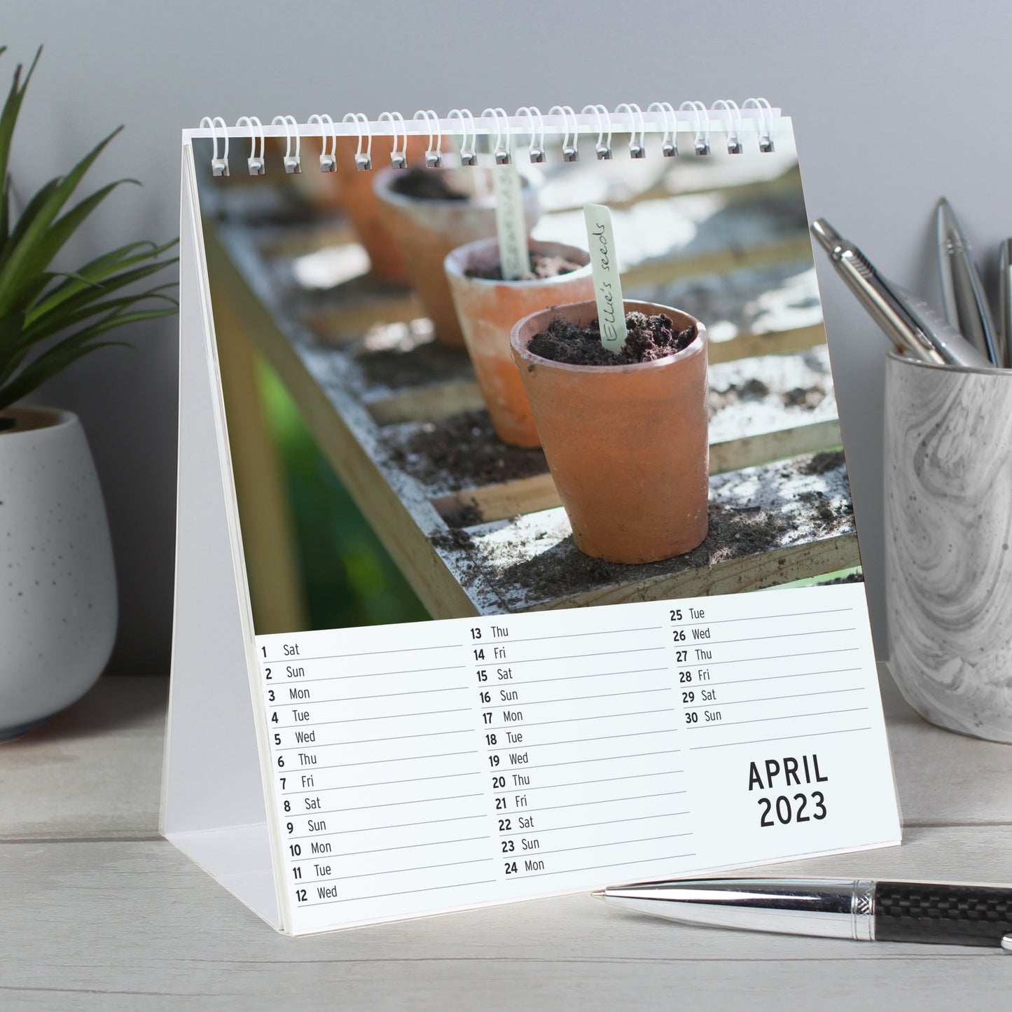 Personalised Gardening Desk Calendar - image 4