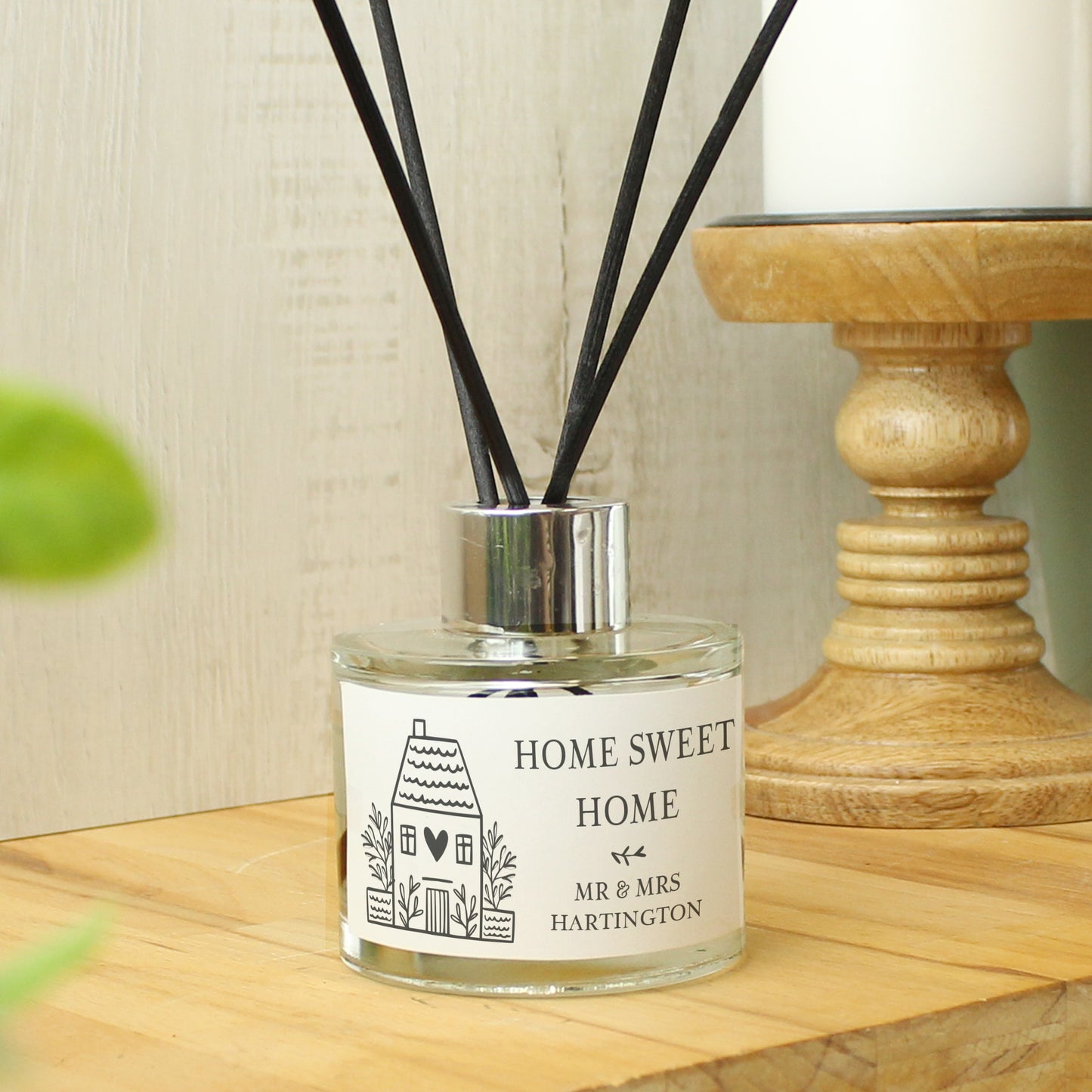 Personalised HOME Reed Diffuser - image 2