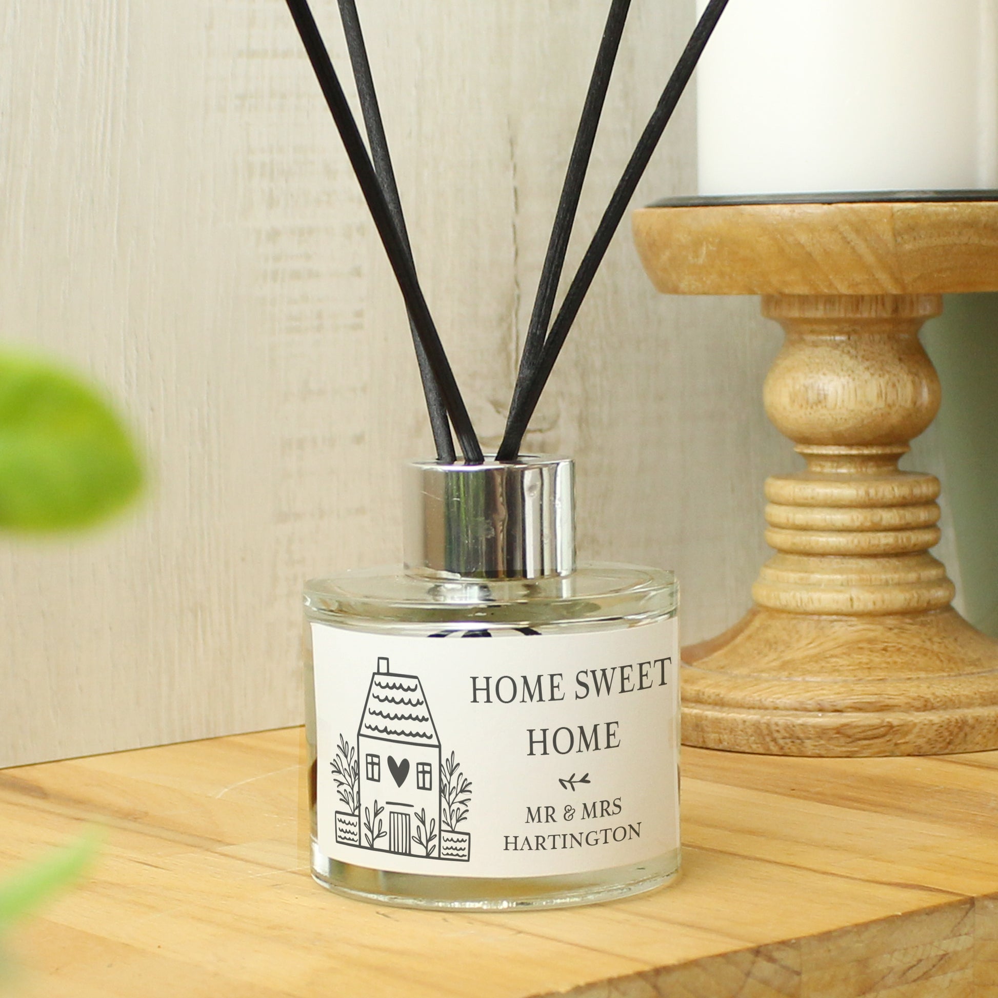 Personalised HOME Reed Diffuser - image 2