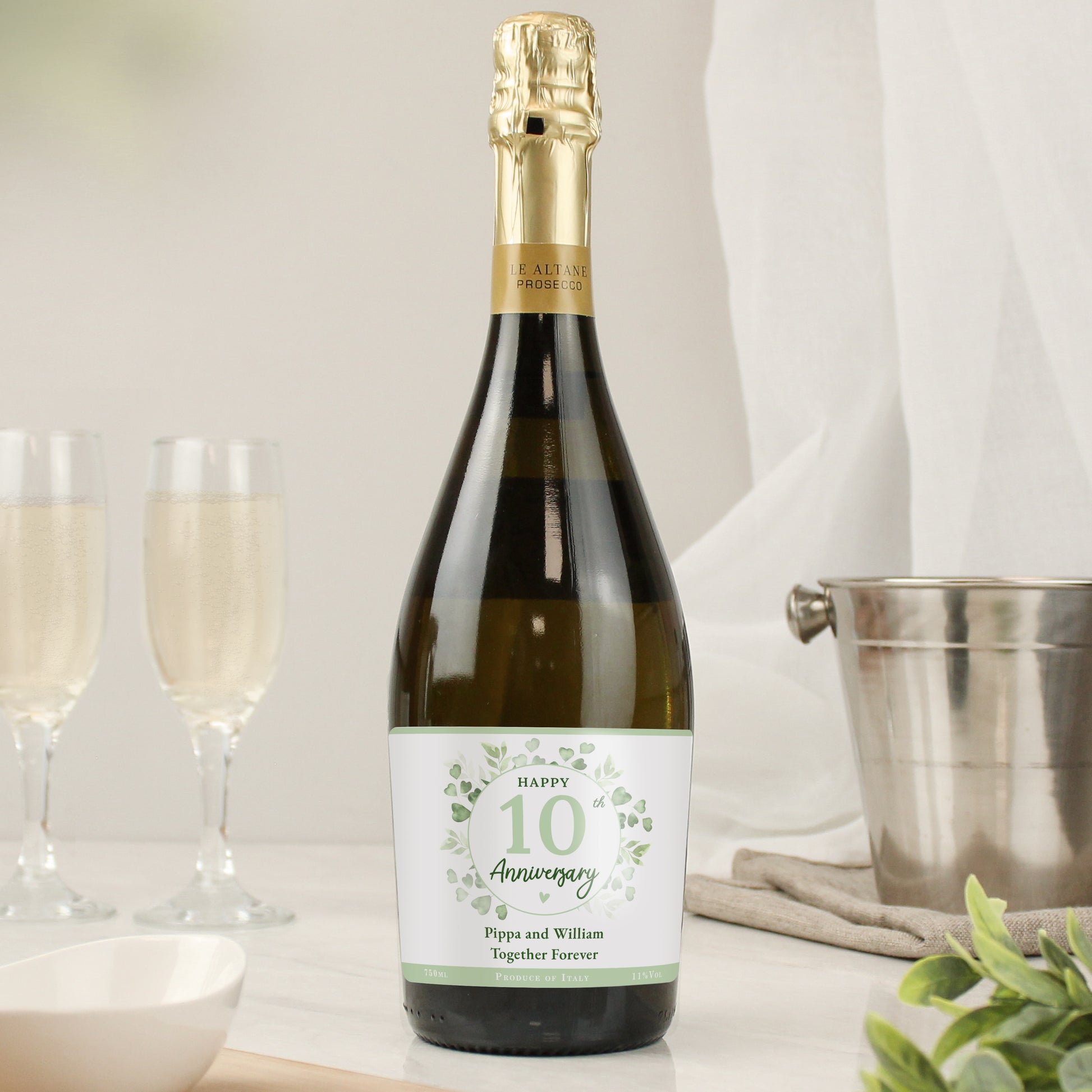 Personalised Botanical Anniversary Prosecco from Heartfelt Gifts