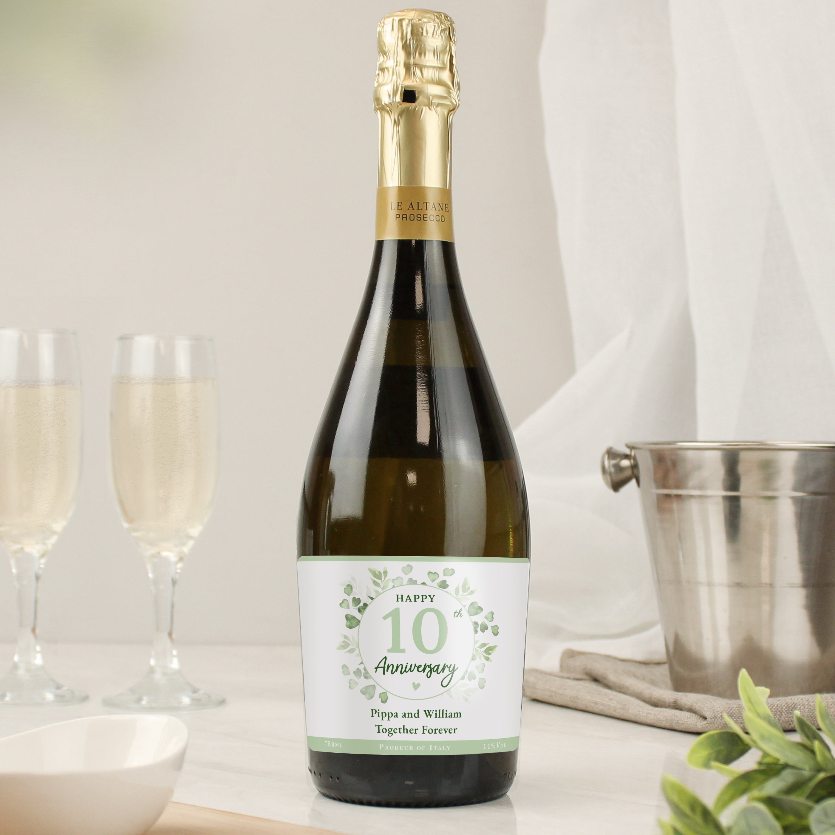 Personalised Botanical Anniversary Prosecco from Heartfelt Gifts
