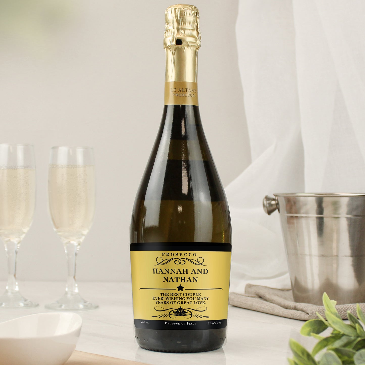 Personalised Any Message Bottle of Prosecco from Heartfelt Gifts