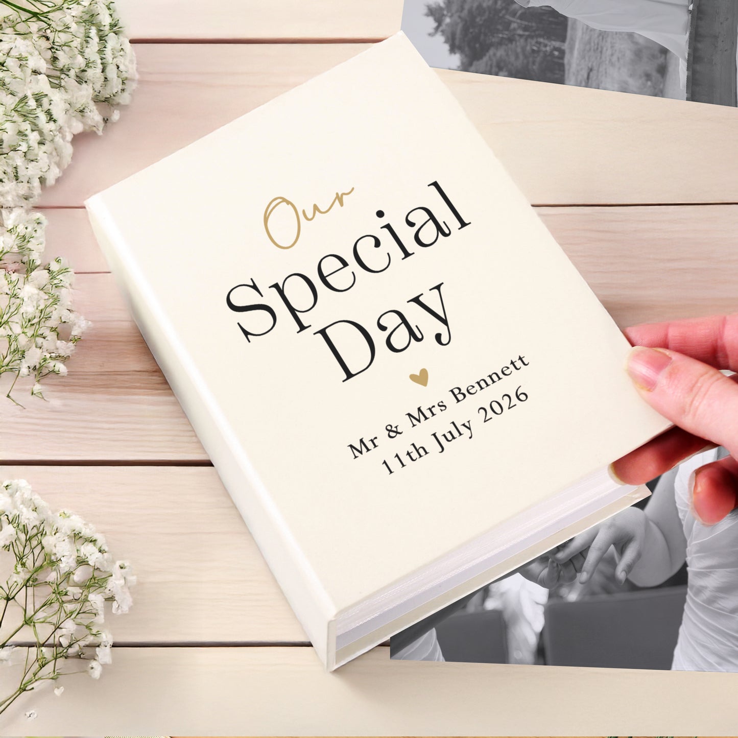 Personalised Black and Gold Free Text 6x4 Photo Album – Wedding Gift