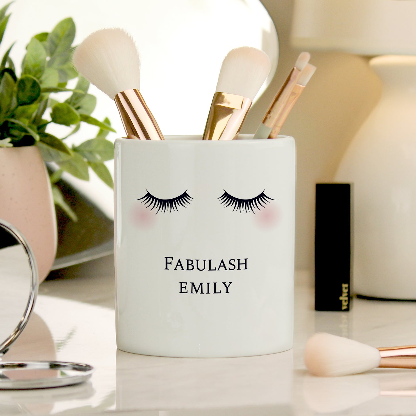 Personalised Eyelashes Ceramic Storage Pot from Heartfelt Gifts