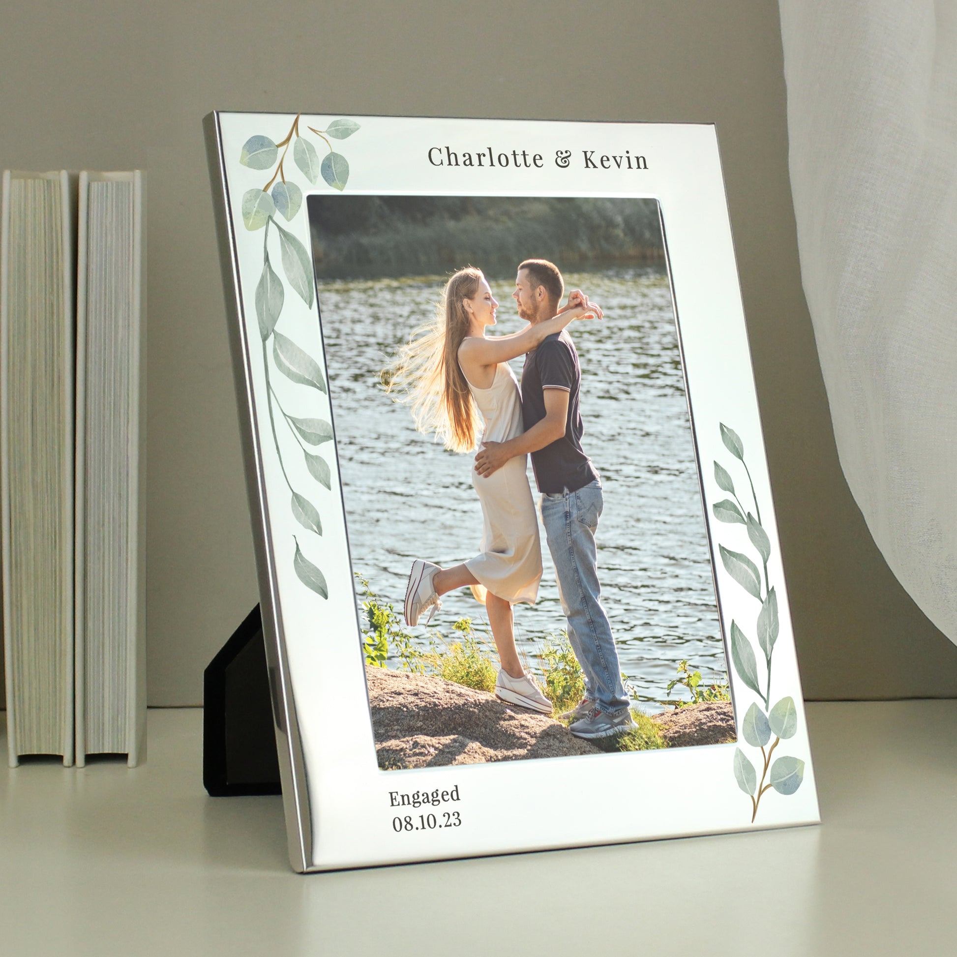 Personalised Botanical 5x7 Photo Frame - image 2