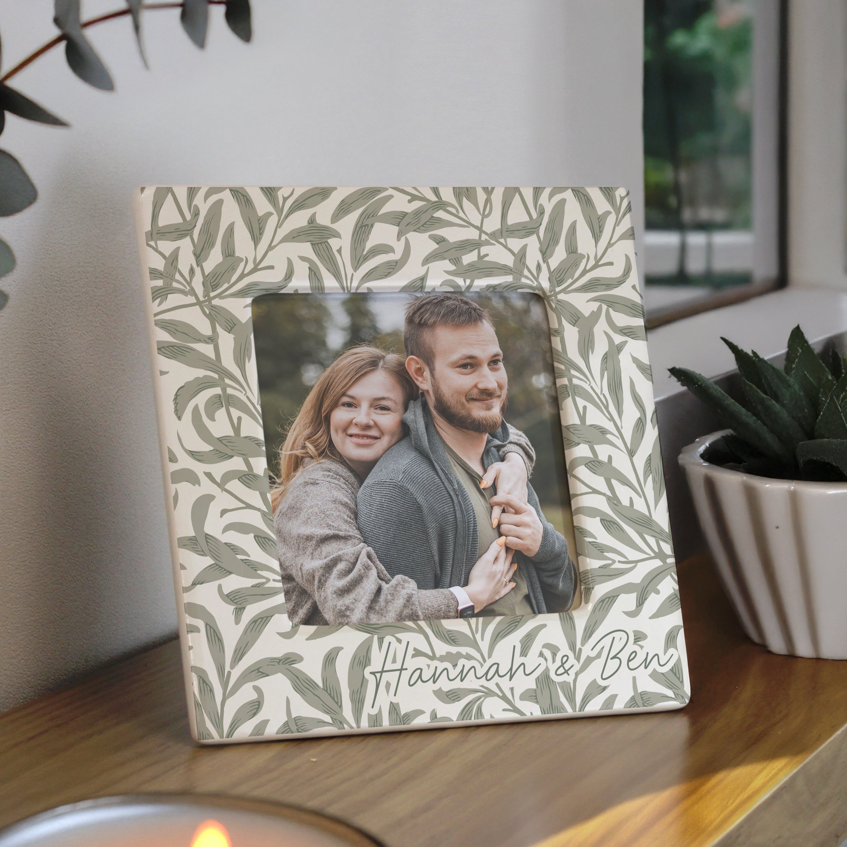 Personalised Leaf Print Ceramic 4x4 Photo Frame – Botanical Birthday Gift for Her
