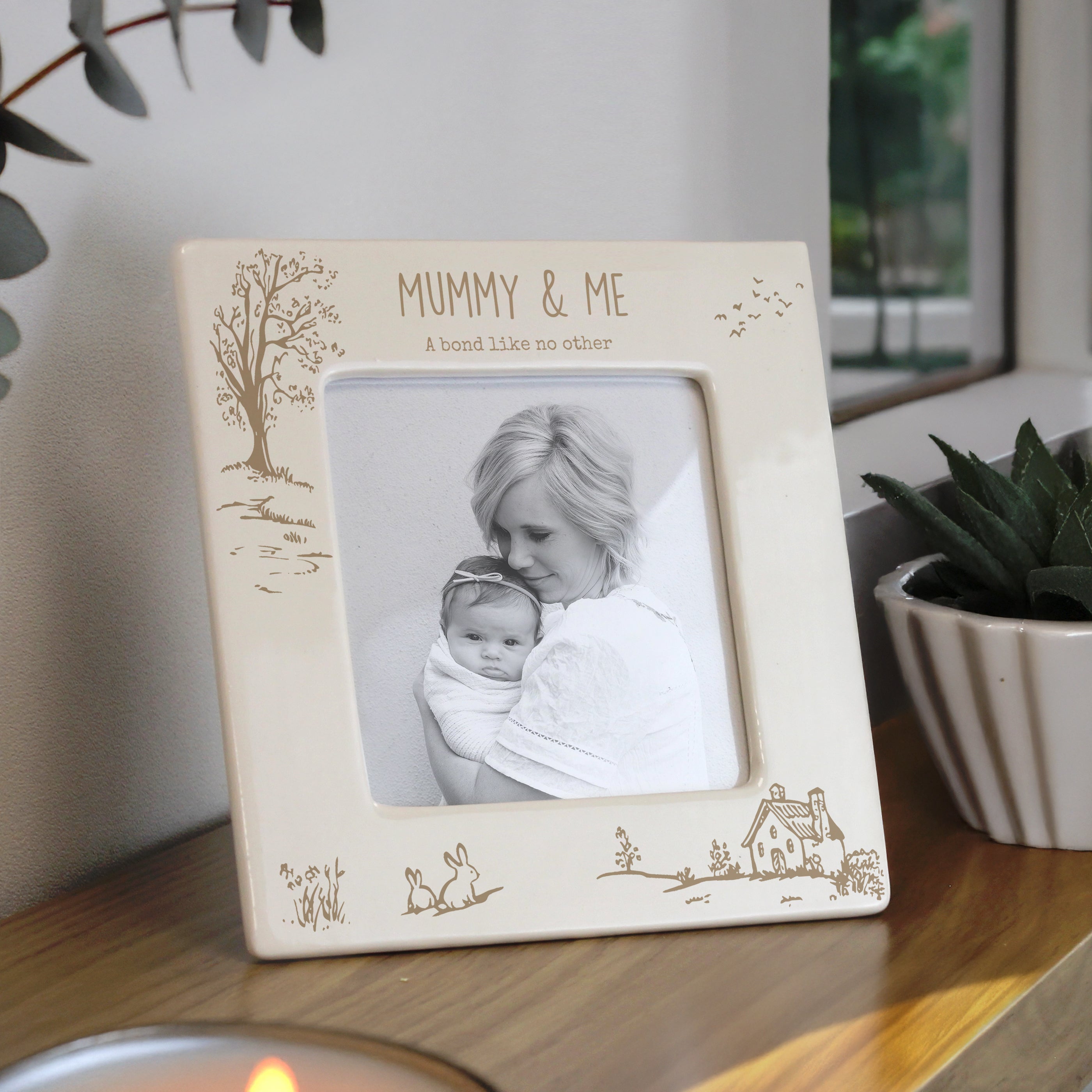 Personalised Cottagecore Ceramic 4x4 Frame from Heartfelt Gifts