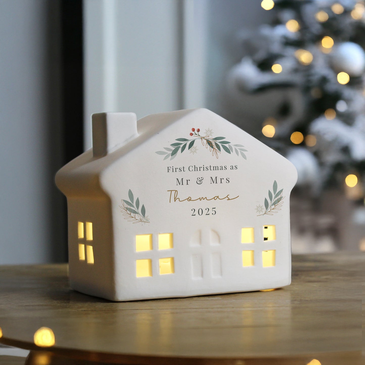 Personalised Christmas Foliage LED Ceramic Light Up House – Christmas Gift - image 3