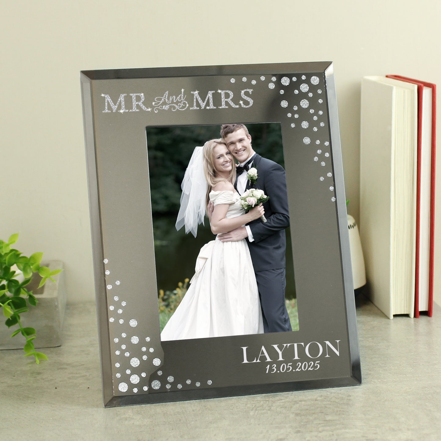 Personalised Mr and Mrs 6x4 Diamante Glass Photo Frame - image 4
