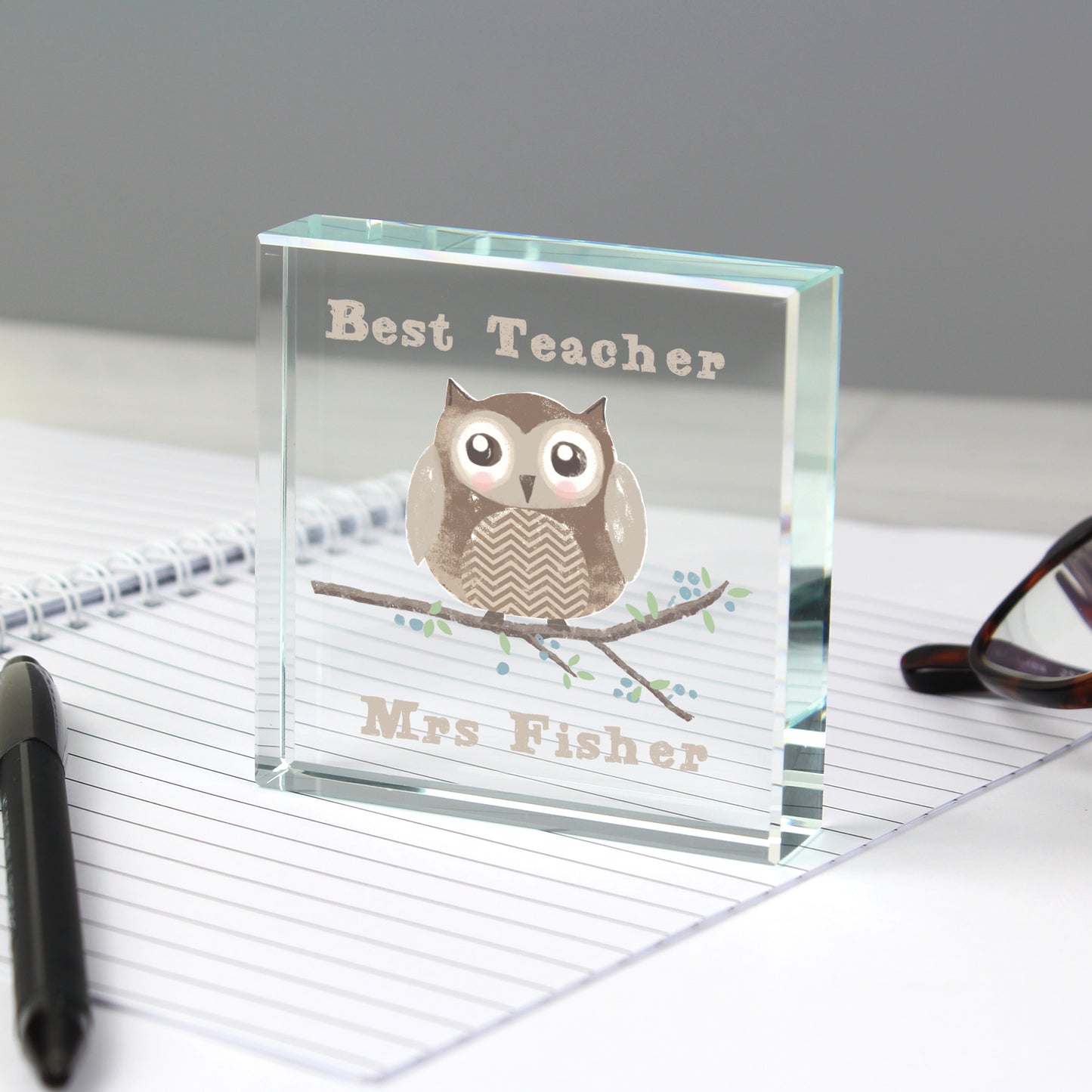 Personalised Woodland Owl Crystal Token from Heartfelt Gifts