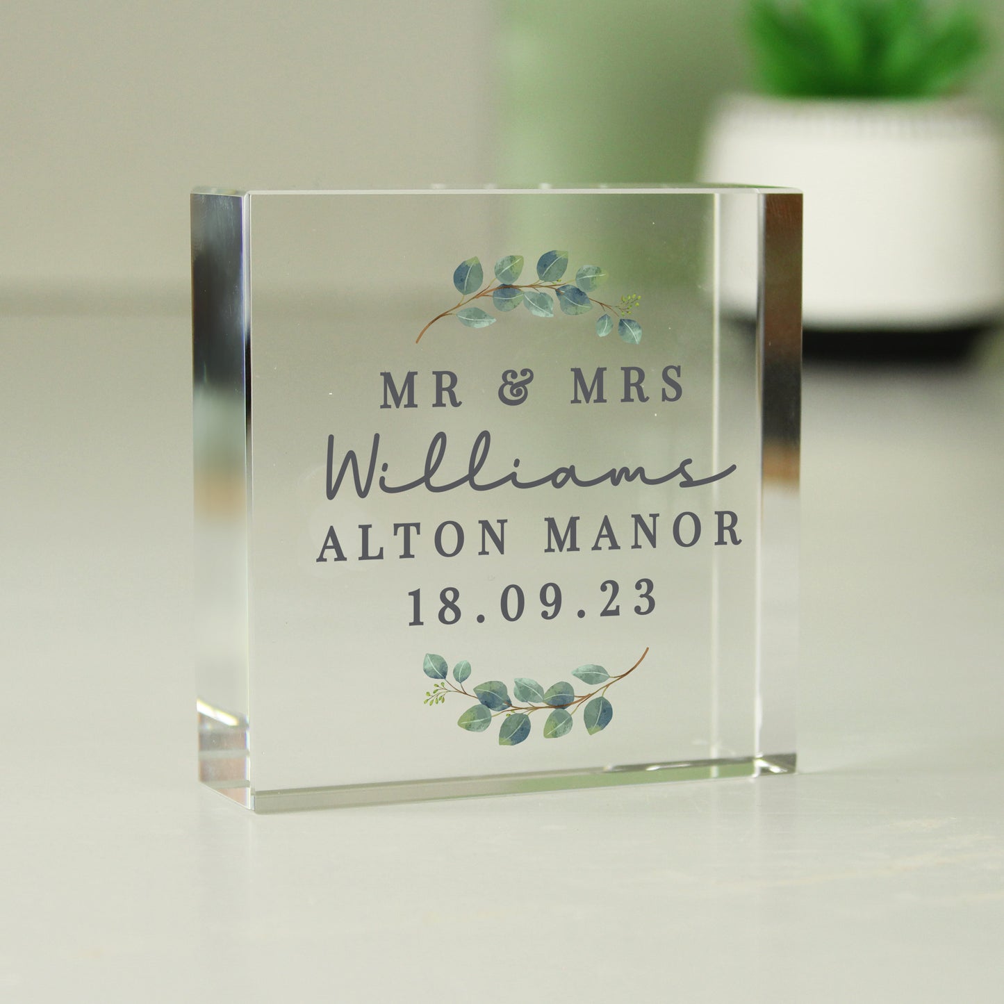 Personalised Botanical Crystal Token - image 3