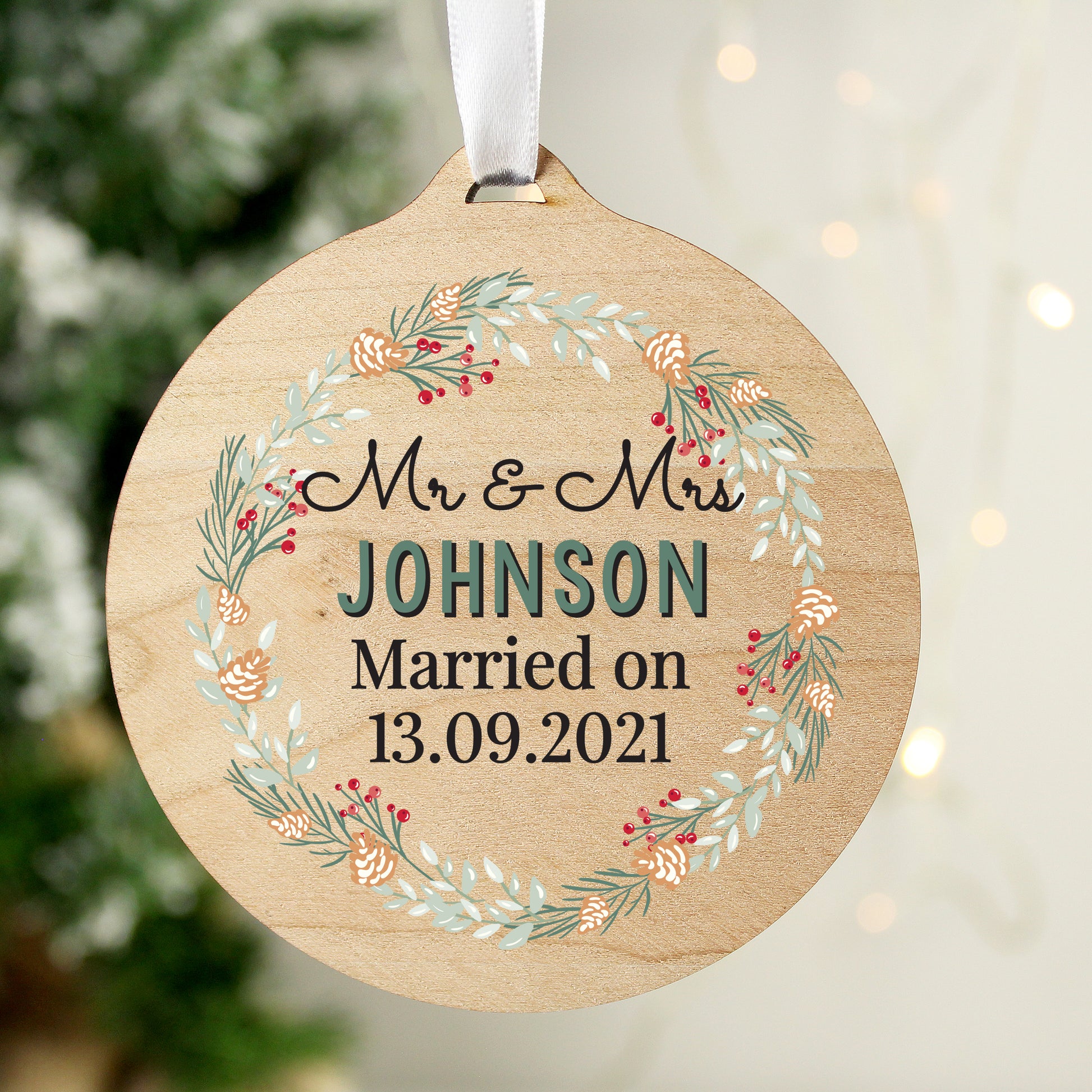 Personalised Wreath Round Wooden Decoration - image 3