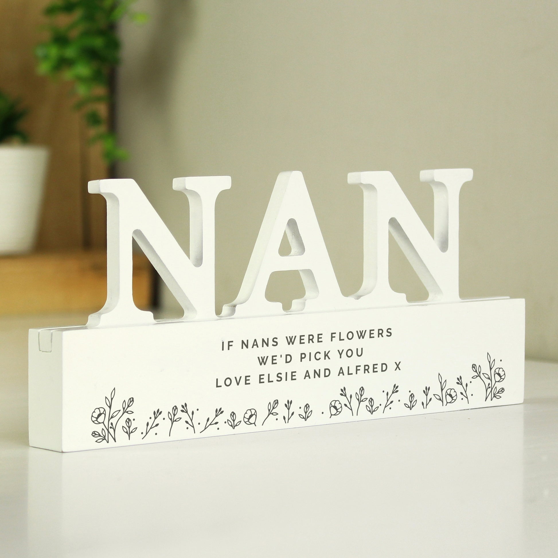 Personalised Floral Wooden Nan Ornament from Heartfelt Gifts