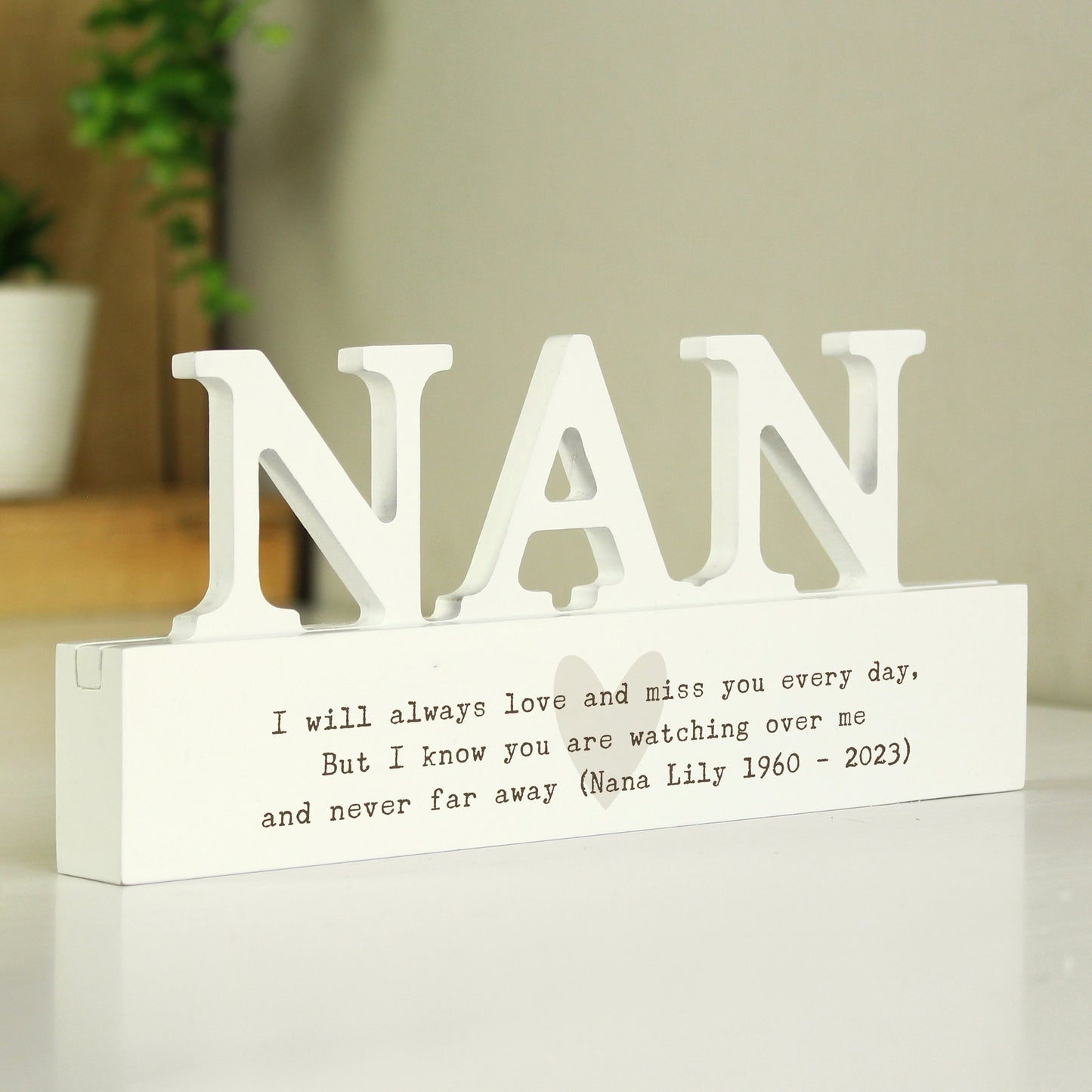 Personalised Free Text Heart Wooden Nan Ornament - image 4
