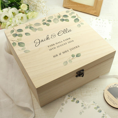 Personalised Botanical Wooden Keepsake box from Heartfelt Gifts