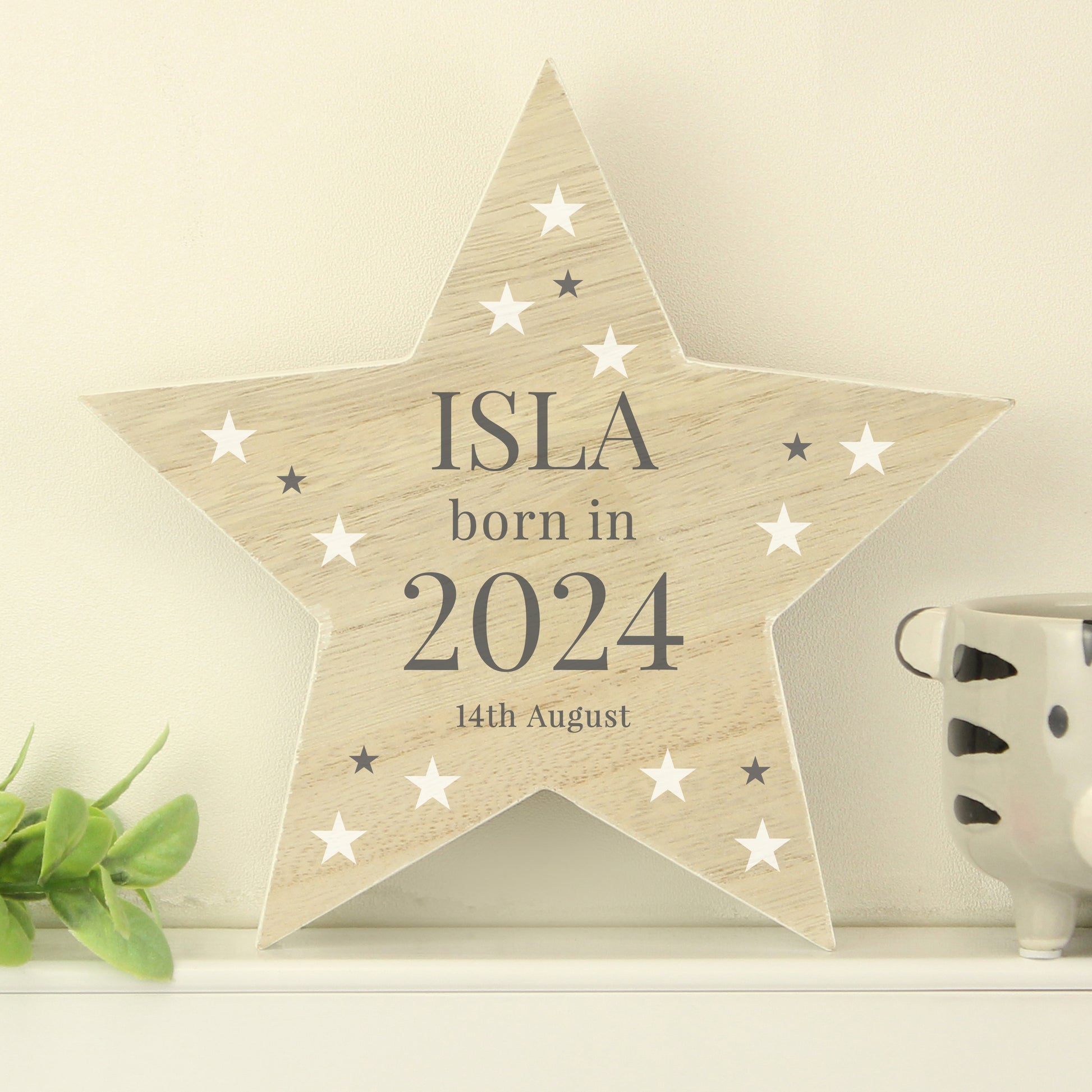 Personalised Born In Wooden Star Ornament - image 2