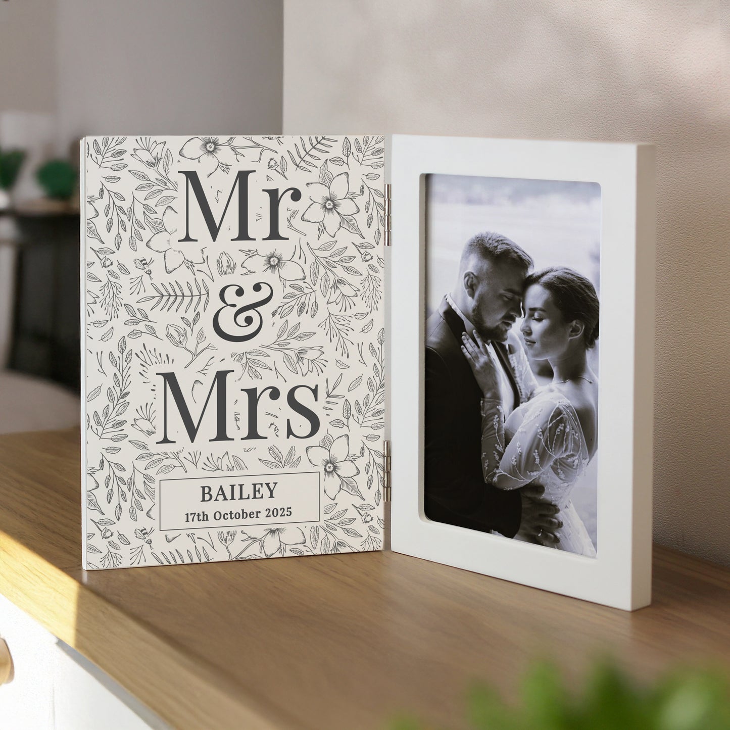Personalised Wedding Wooden Hinged 6x4 Photo Frame – Wedding Anniversary Gift